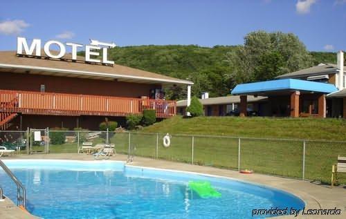 Parkway Inn Vestal Dış mekan fotoğraf